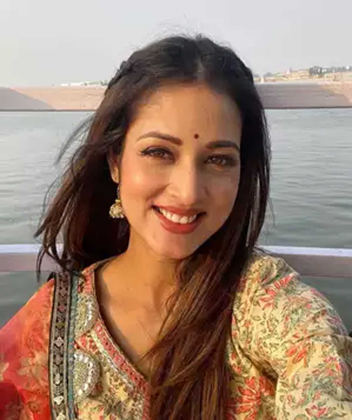 विदिशा श्रीवास्तव ने वैलेंटाइन डे के लिए तैयार किया रोमांटिक प्लान, पति को देंगी बड़ा सरप्राइज